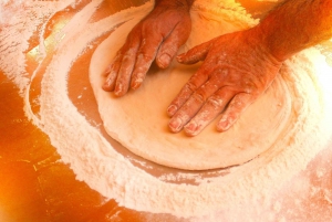 Clase de elaboración de pizza y helado en Florencia