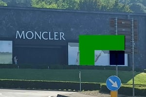 Privéchauffeur voor winkelen naar 'The Mall' en Prada Outlet