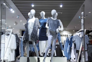 PRIVATE Half-Day Shopping Tour at The Mall from Florence