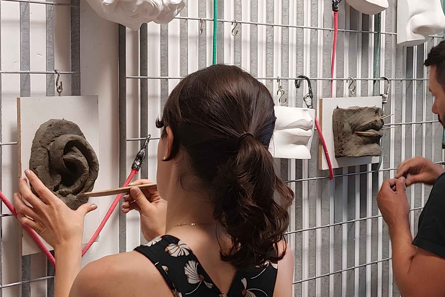 Escultura em Florença: Aula de modelagem clássica em argila