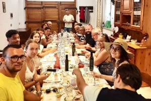 Seggiano: Typisk toscansk bondegårdstur med olivenoliesmagning