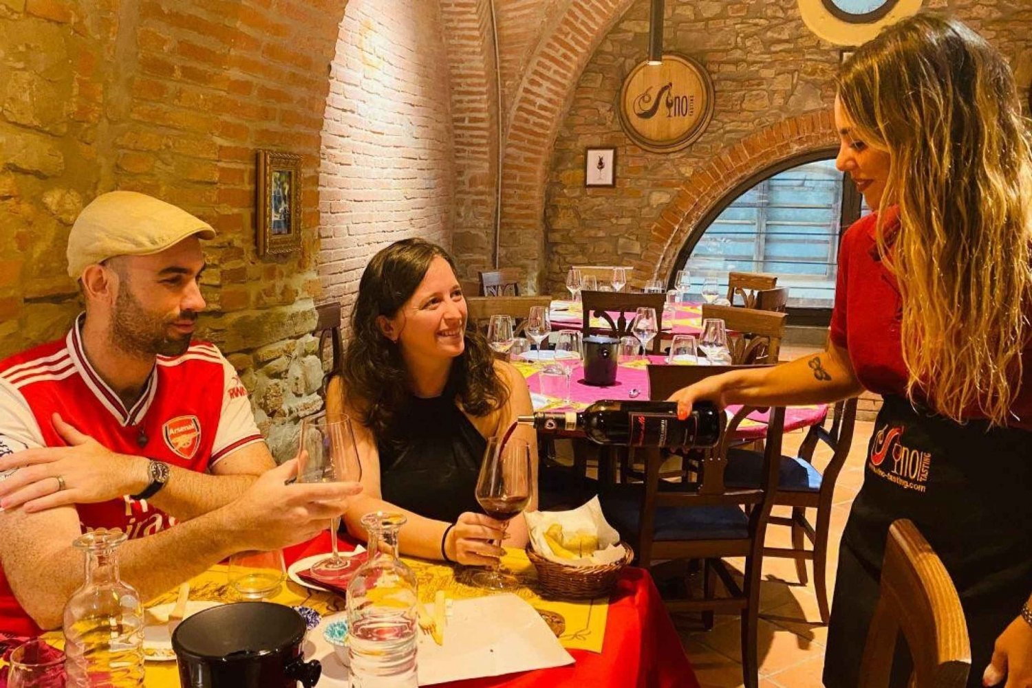 Vinprovningsupplevelse med sju olika sorters toskanskt vin