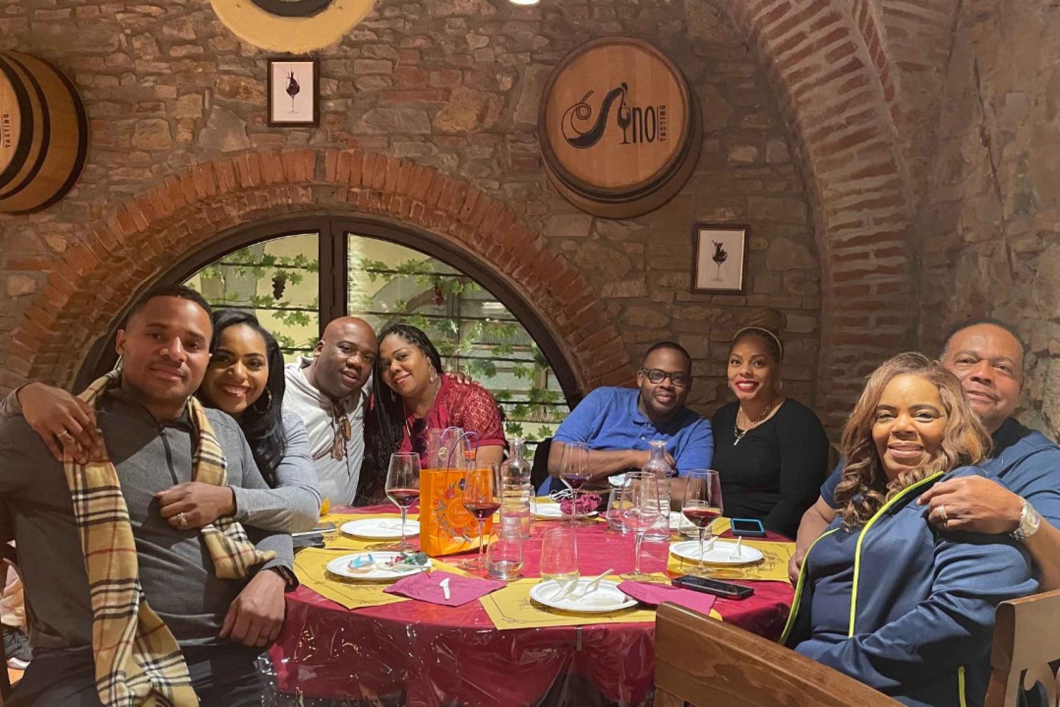 Vinprovningsupplevelse med sju olika sorters toskanskt vin