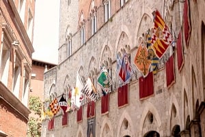 Siena, San Gimignano and Chianti with Wine Tasting and Lunch