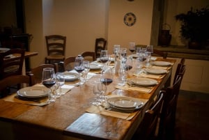 Siena & San Gimignano by Night: Tour with Dinner
