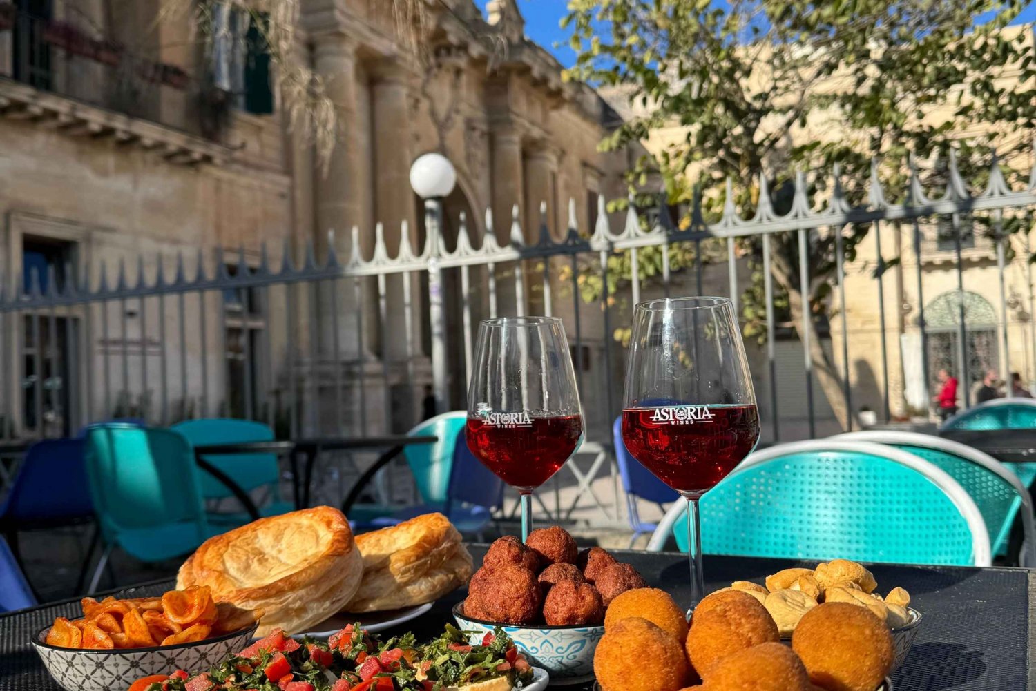 Streetfood Lecce: Wandeltour met gids met eten en wijnen.