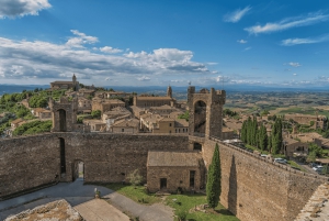 Smaka på Chianti, Montalcino och Montepulciano – Dagstur med minibuss