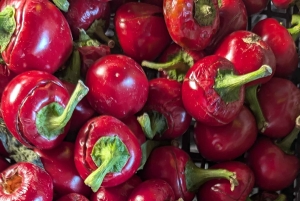 Tour Sant’Ambrogio Market Like a Local & Tuscan Tastings