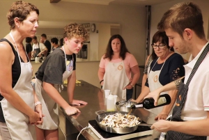 Tuscan Cooking Course with Florence Central Market Visit