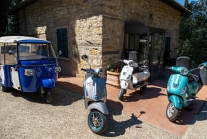 Tour de un día completo en Vespa por la Toscana y la región vinícola de Chianti
