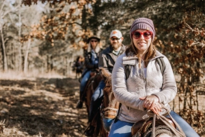 Tuscany: Horseback Riding Adventure with Lunch in a Winery