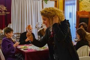 Toscana: avventura a cavallo con pranzo in un'azienda vinicola