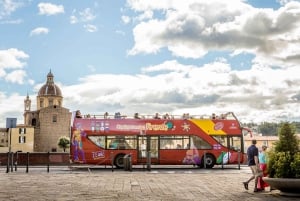 Uffizierna & rundtur med hop-on hop-off-buss