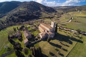 Florence: Orcia Valley, Montalcino, Pienza with Lunch & Wine