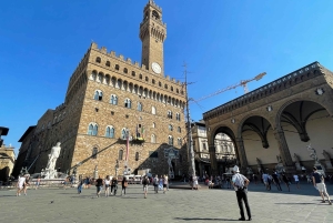 ナポリ＆スパッカナポリ：街の中心部で自由な1日をお過ごしください – バリ発バス