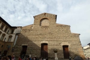 ナポリ＆スパッカナポリ：街の中心部で自由な1日をお過ごしください – バリ発バス