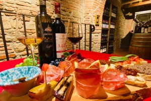 Wine Tasting and Paring Class Guided Tour in Florence