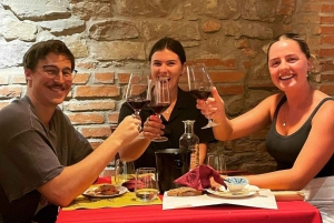 Wine Tasting and Paring Class Guided Tour in Florence