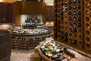 フィレンツェ市内中心部でのワインテイスティング体験