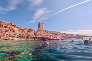 Agay : Randonnée palmée guidée en bateau dans les calanques de l’Estérel