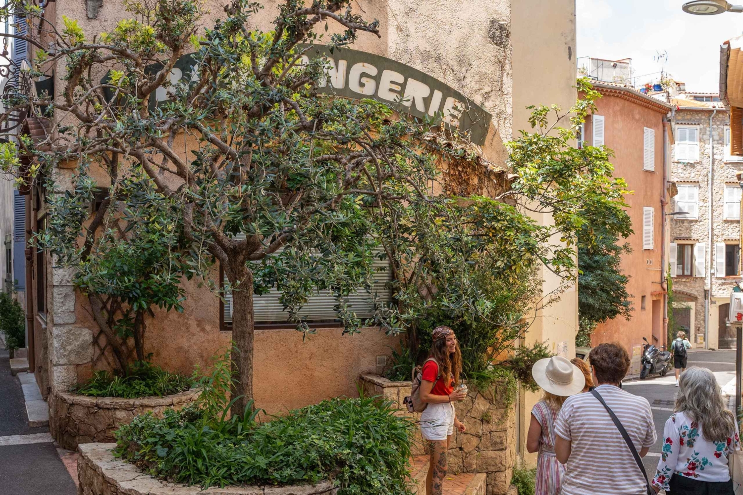 Antibes' Hidden Gems: Walking Tour Alongside a Local Guide