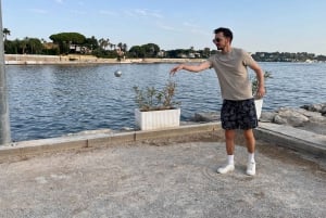 Antibes: Spill pétanque ved sjøen med en engasjert vert