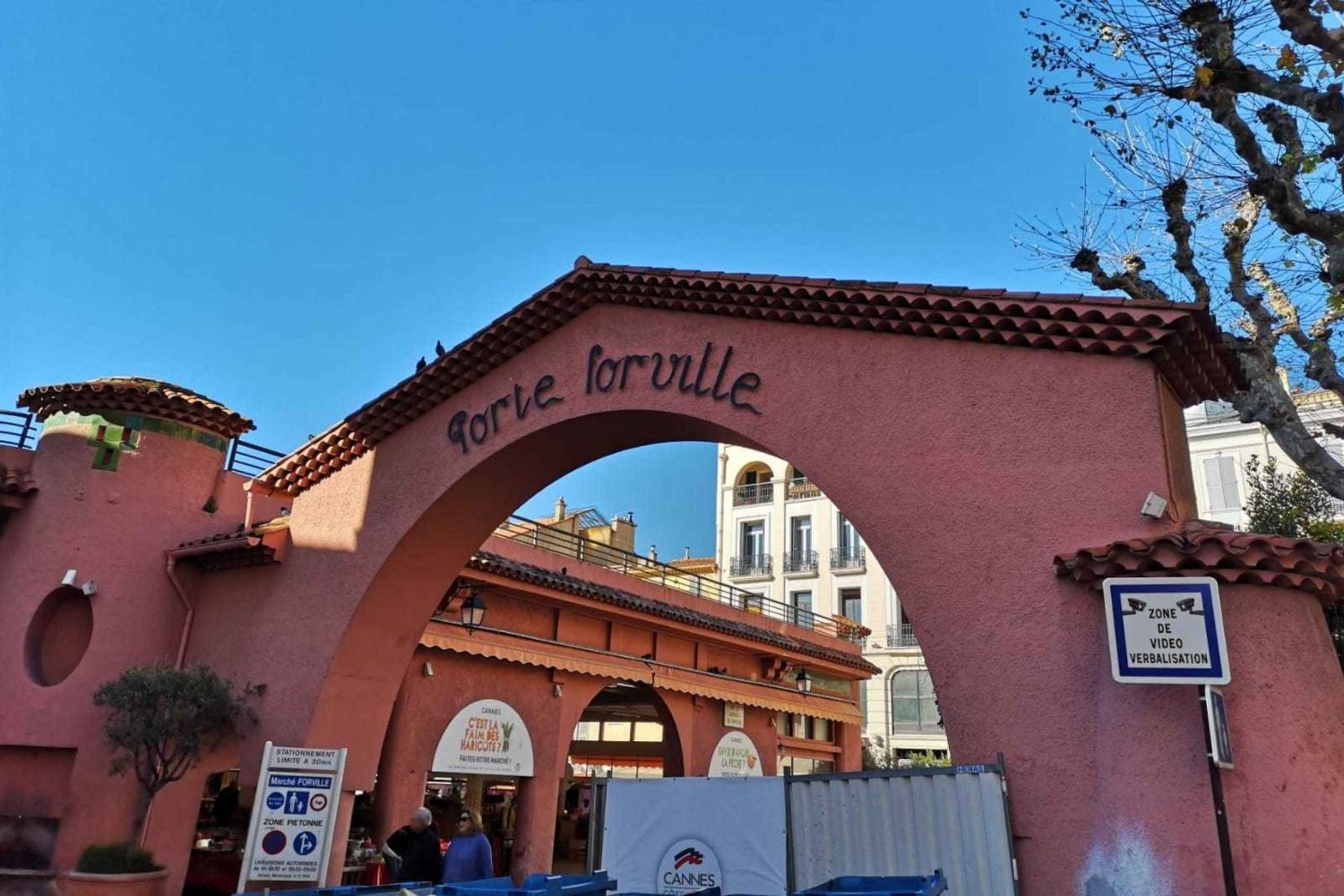 Cannes: 2-Hour Guided Walking Tour