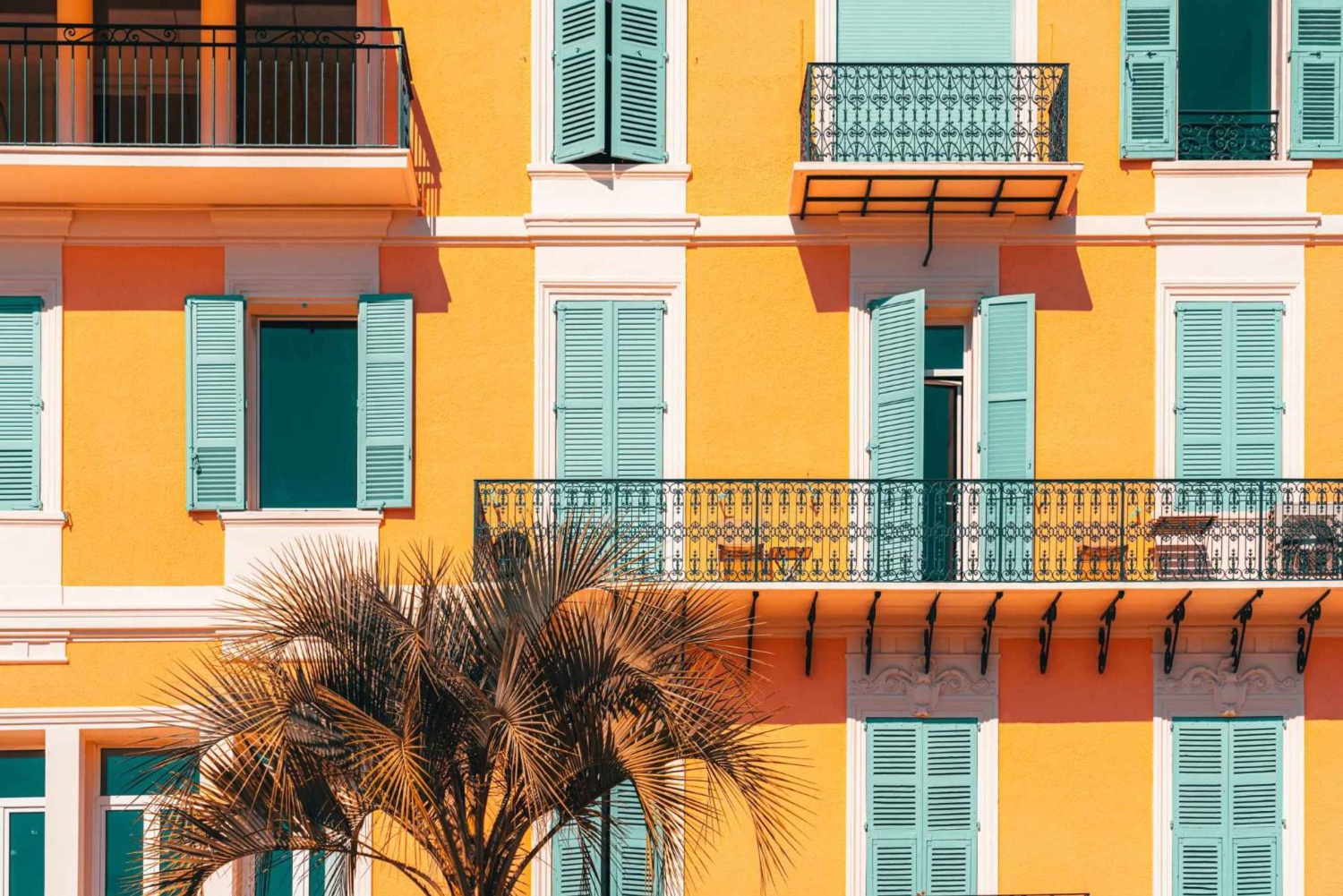 カンヌ：地元の人とインスタ映えする散歩