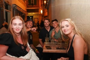 Cannes: Bar Crawl Madness 4 bar, giochi sfrenati e ingresso VIP in discoteca