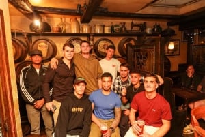 Cannes: Bar Crawl Madness 4 bar, giochi sfrenati e ingresso VIP in discoteca