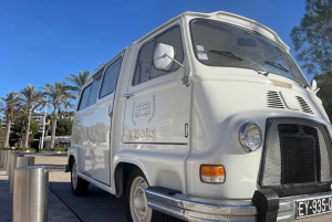 Cannes 2 Uur : Privé Stadsrondleiding in een Franse Vintage Bus