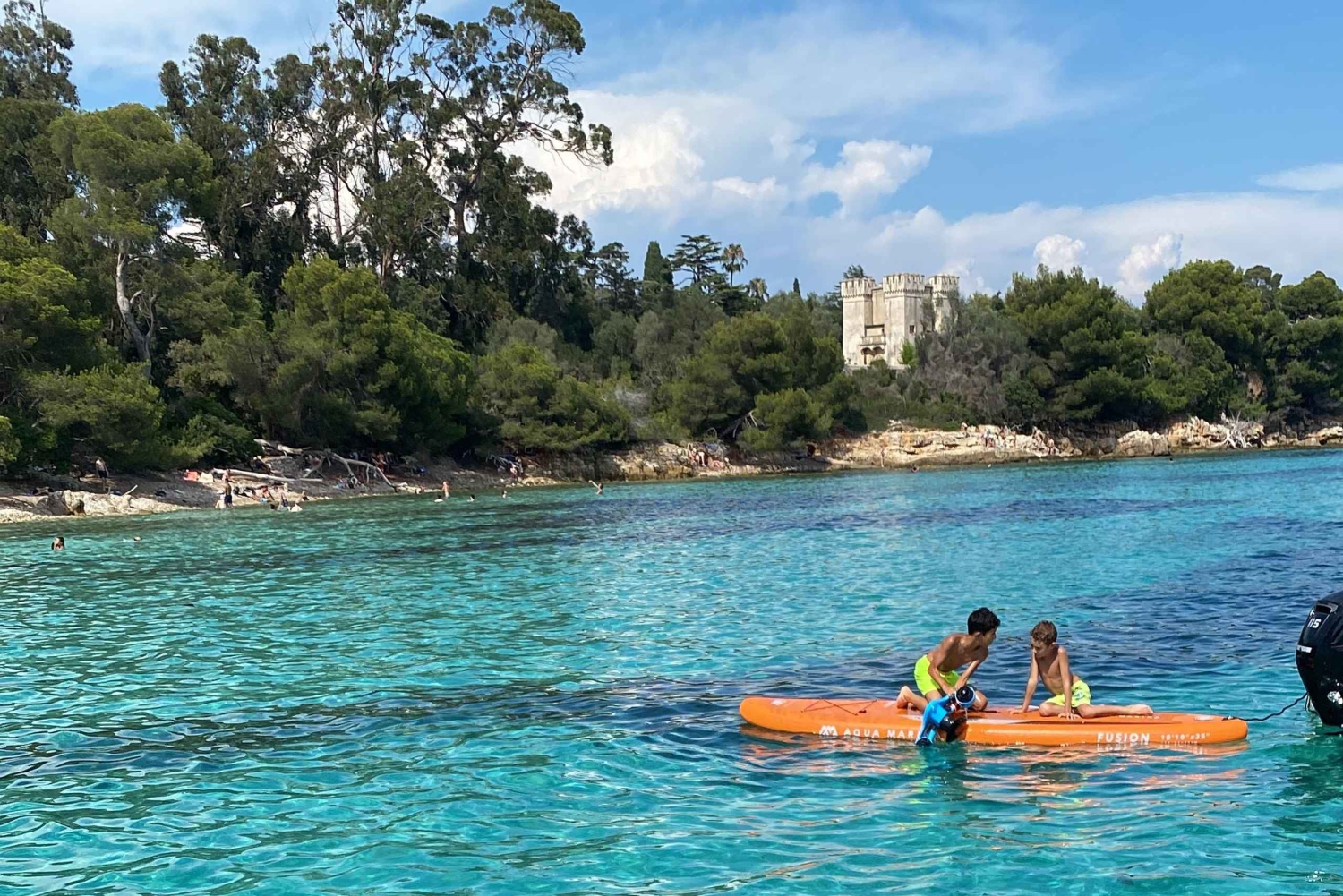 Passeio de barco particular em Cannes às Ilhas Lérins - Relaxe e faça um cruzeiro