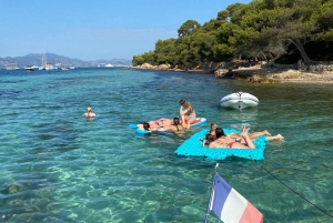 Passeio de barco particular em Cannes às Ilhas Lérins - Relaxe e faça um cruzeiro