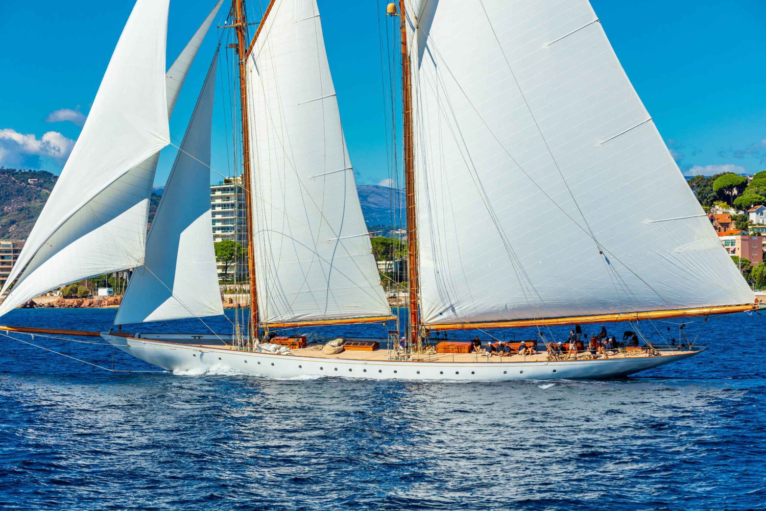 Cannes Royal Regatta Kryssning med katamaran