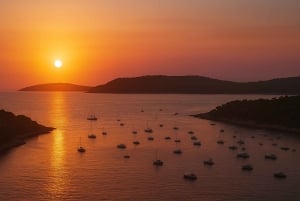 Cannes: Sunset Jet Ski Tour to Lérins Islands