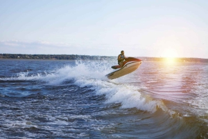 Cannes : excursion en jet ski au coucher du soleil vers les îles de Lérins