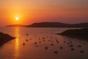 Cannes : excursion en jet ski au coucher du soleil vers les îles de Lérins