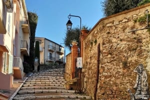 Cannes Walking Tour with Little Souvenir