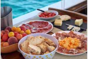 Voile en yacht classique à Cannes