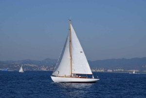 Voile en yacht classique à Cannes