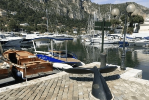 Exclusive excursion on a Riva Yacht