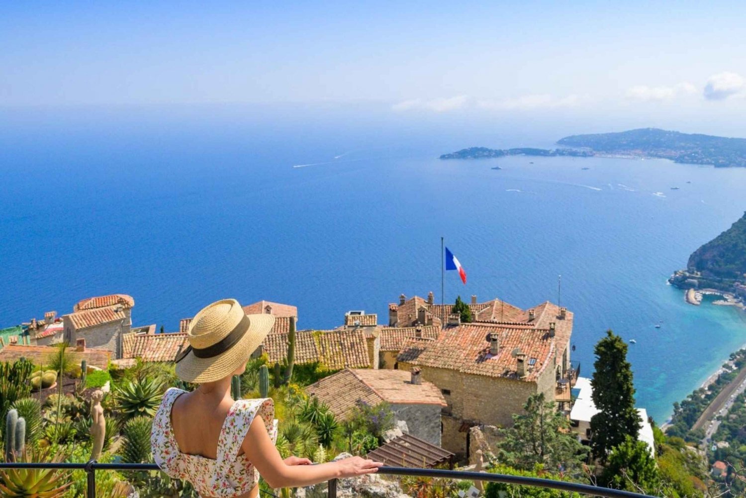 Excursion to Eze and Monaco: Half Day Shared Tour 5h