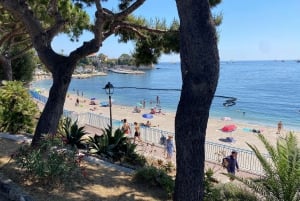 Explore Èze and the Côte d’Azur in a Renault Mégane E-Tech'