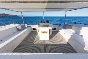 Vuurwerk en zonsondergang catamaran cruise - Black Sail