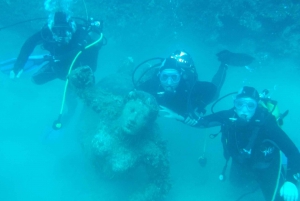 Fréjus: Diving Experience in Port-Fréjus with an Instructor