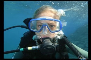 Fréjus: Diving Experience in Port-Fréjus with an Instructor