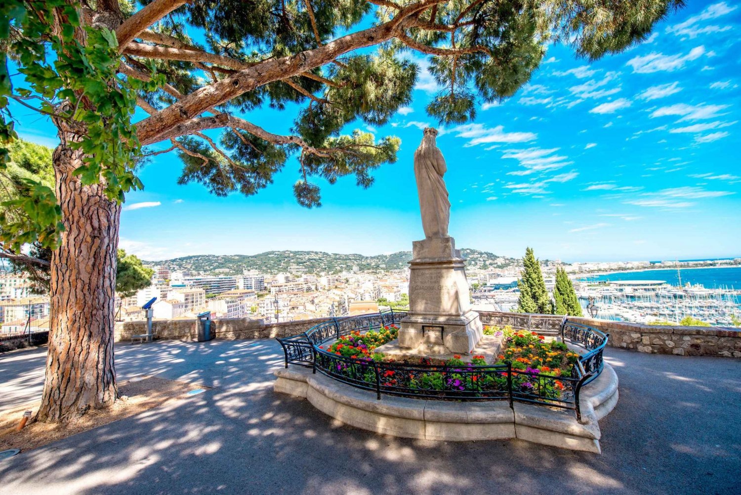 From Nice: Cannes, Antibes, St Paul de Vence Half Day Tour
