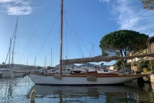 From Port Grimaud: Half-Day Classic Yacht Sailing Experience