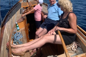 From Port Grimaud: Half-Day Classic Yacht Sailing Experience