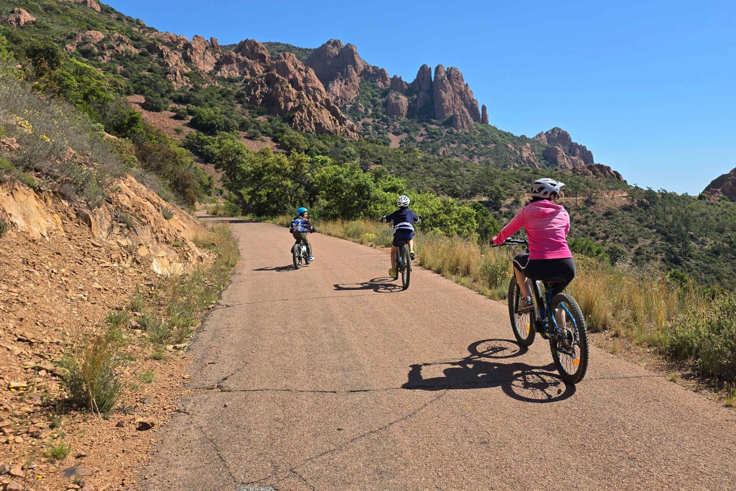 Visita guiada en bicicleta eléctrica de montaña por el macizo de Estérel.